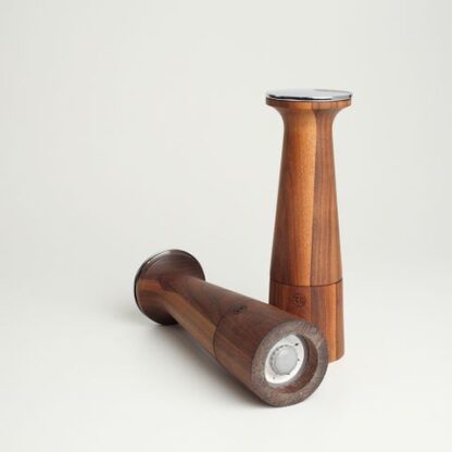 T&G Salt Mill, Oblique, Walnut, 205mm - Image 2