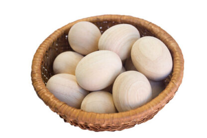 QToys: Wooden Eggs, Set of 10 - Image 2