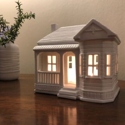 Räder Porcelain Tealight House, New Zealand Villa - Image 4