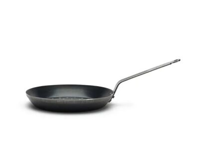 De Buyer Bluesteel Chestnut & Vegetable Pan, Outdoors - Image 5